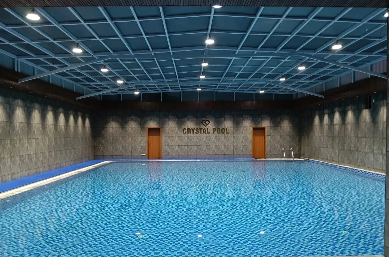 crystal pool at j p nagar
